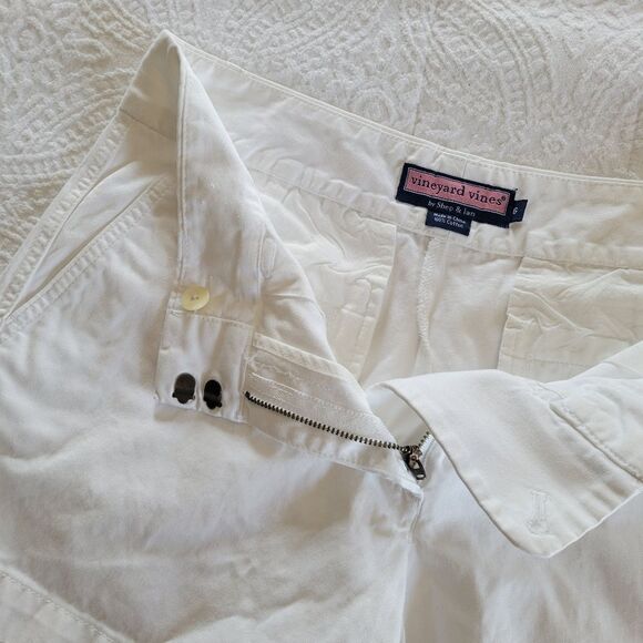 Vineyard Vines Women's White Shorts - Picture 5 of 8